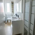Апартаменты Piso Reformado En El Centro De *